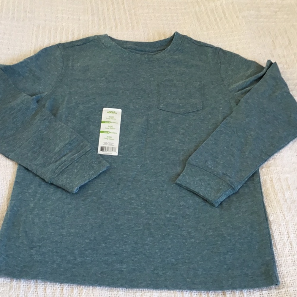 NWT Boys size XL-8 long-sleeve shirt